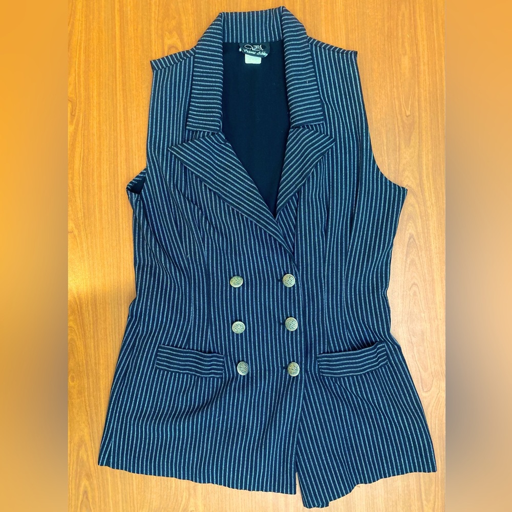 Victoria Ashley Striped Black & Grey Vest Blazer size 9